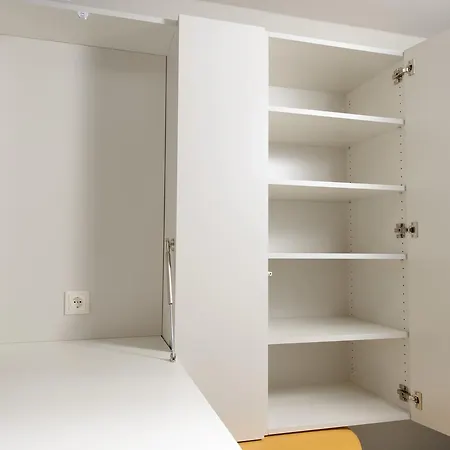 Blackhome East I Contactless Check-in Aparthotel 3*