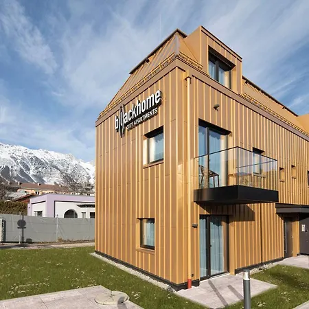 Aparthotel Blackhome East I Contactless Check-in