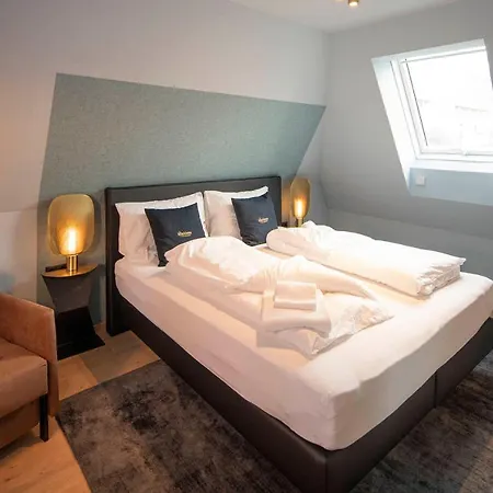 Blackhome East I Contactless Check-in Lejlighedshotel