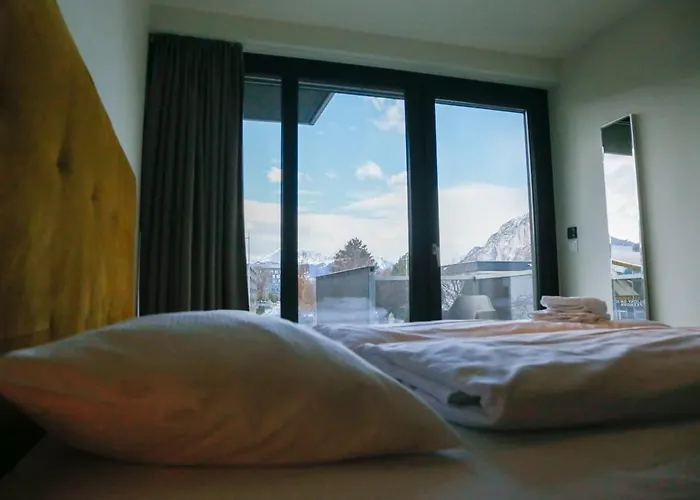 Aparthotel Blackhome East I Contactless Check-in