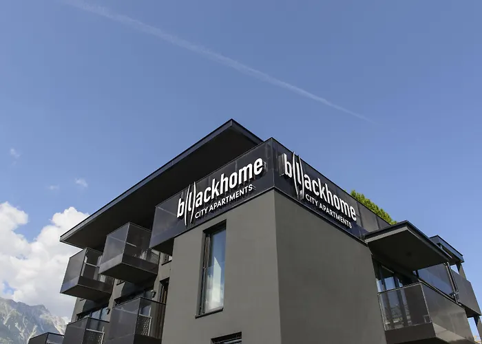 Blackhome East I Contactless Check-in Aparthotel 3*