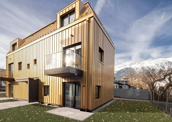 Blackhome East I Contactless Check-in Aparthotel 3*