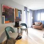 Apart-hotel Blackhome East I Contactless Check-in 3*