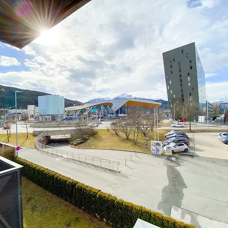 Apart-hotel Blackhome East I Contactless Check-in Innsbruck